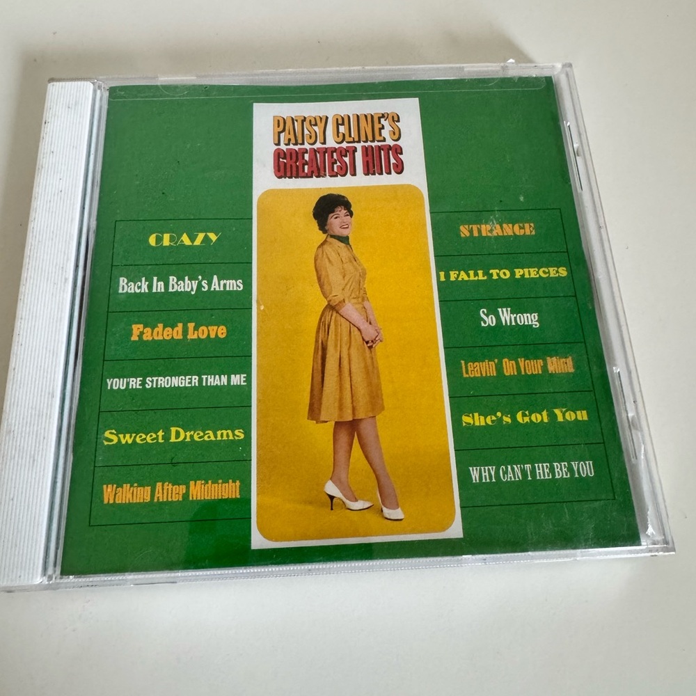Patsy Cline's Greatest Hits CD - Green and Yellow‎ Cover